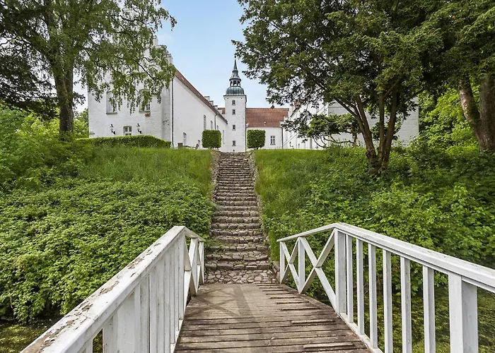 Lejl 5 * 布罗斯特